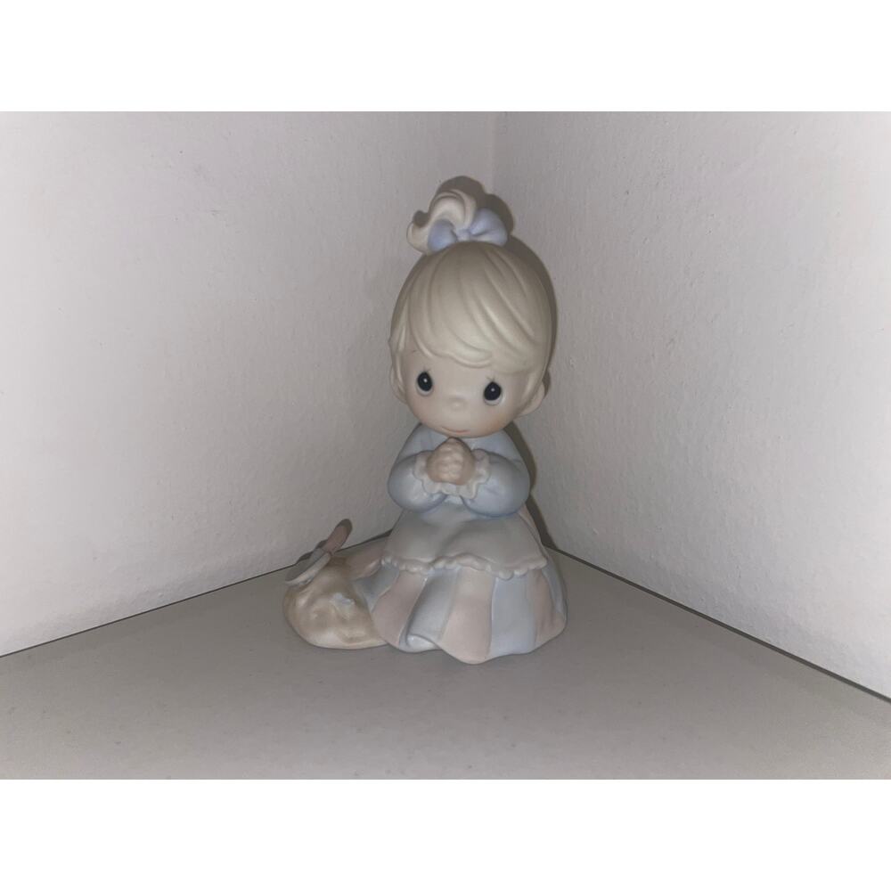 Precious Moments Figurine PM922‎ "Sowing The Seeds Of Love" 1992 4.5" Enesco